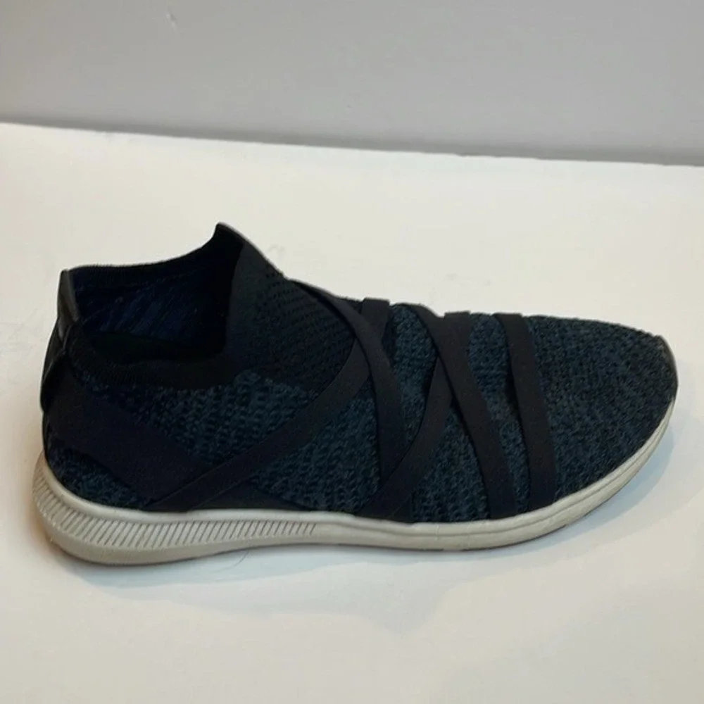 Eileen Fisher Xanady Blue‎ Black Knit Sneakers 6